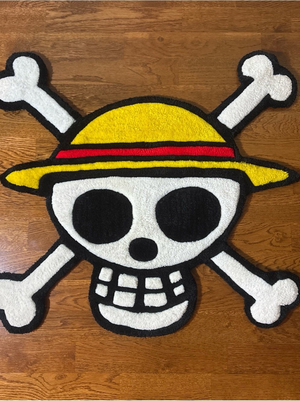 Hand Tufted One Piece Straw Hat Jolly Roger Rug - Yellow, White, Black, Red
